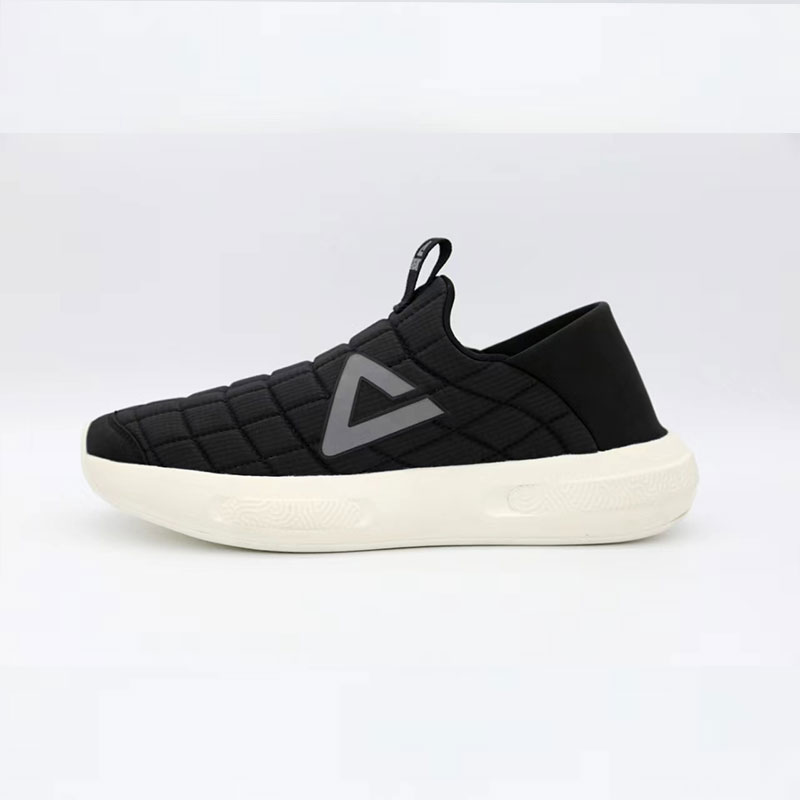 E39071E Casual Shoes Men Black-White